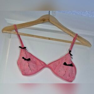 Pretty Lace Peekaboo Bra with Bow Detail (M)